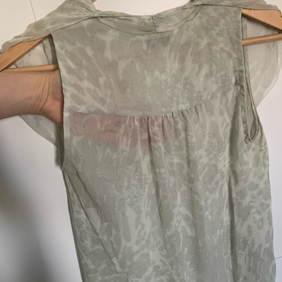 Aritzia Babaton 100% silk sleeveless blouse - Picture 3 of 6